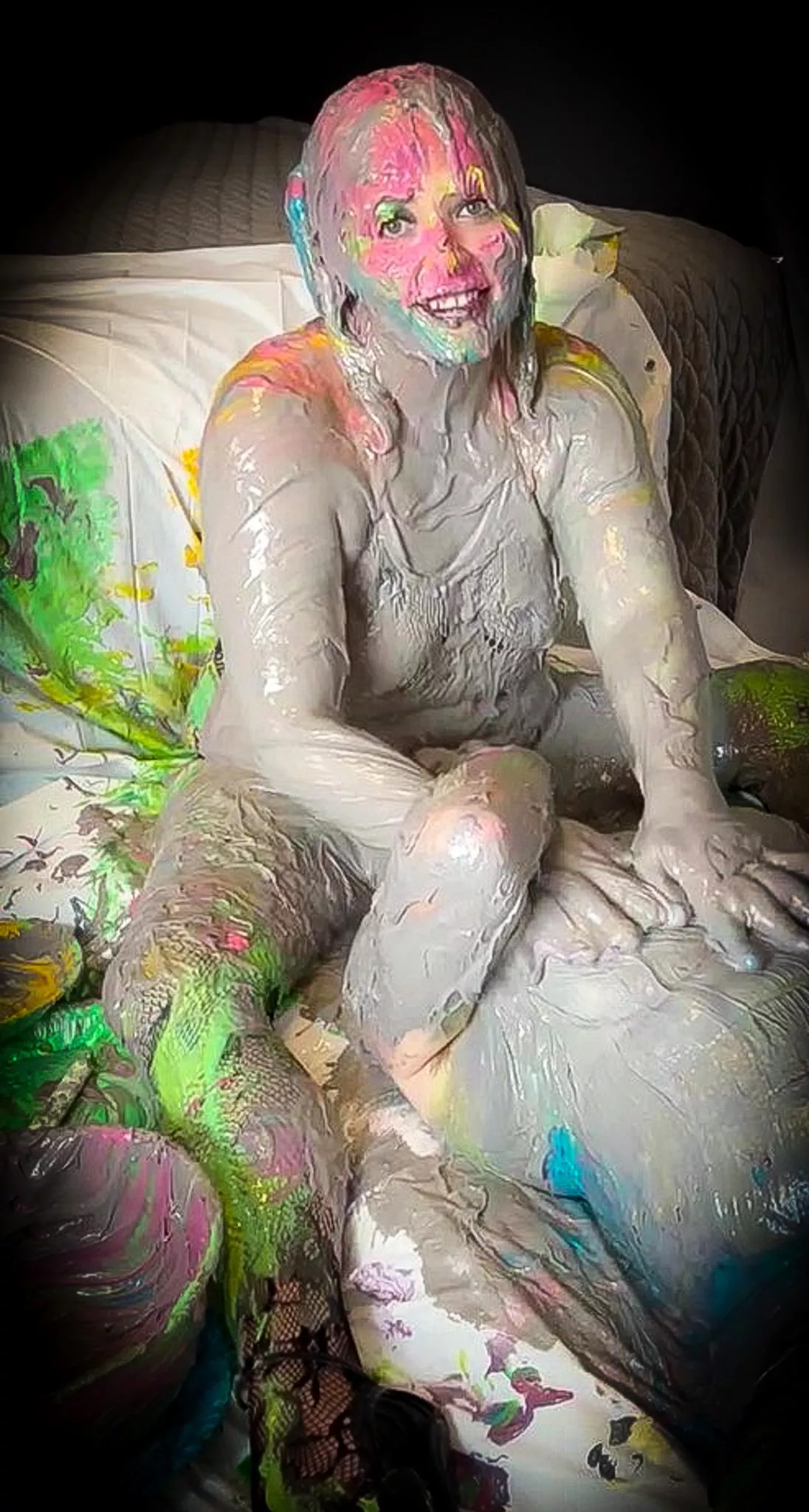 Now let's blend those colours 🖤💦