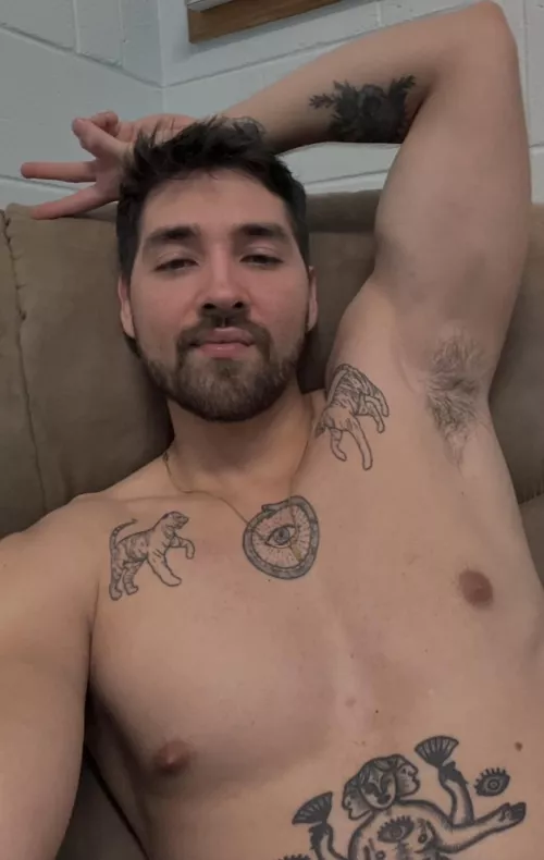 Take a sniff, that’s what bros are for