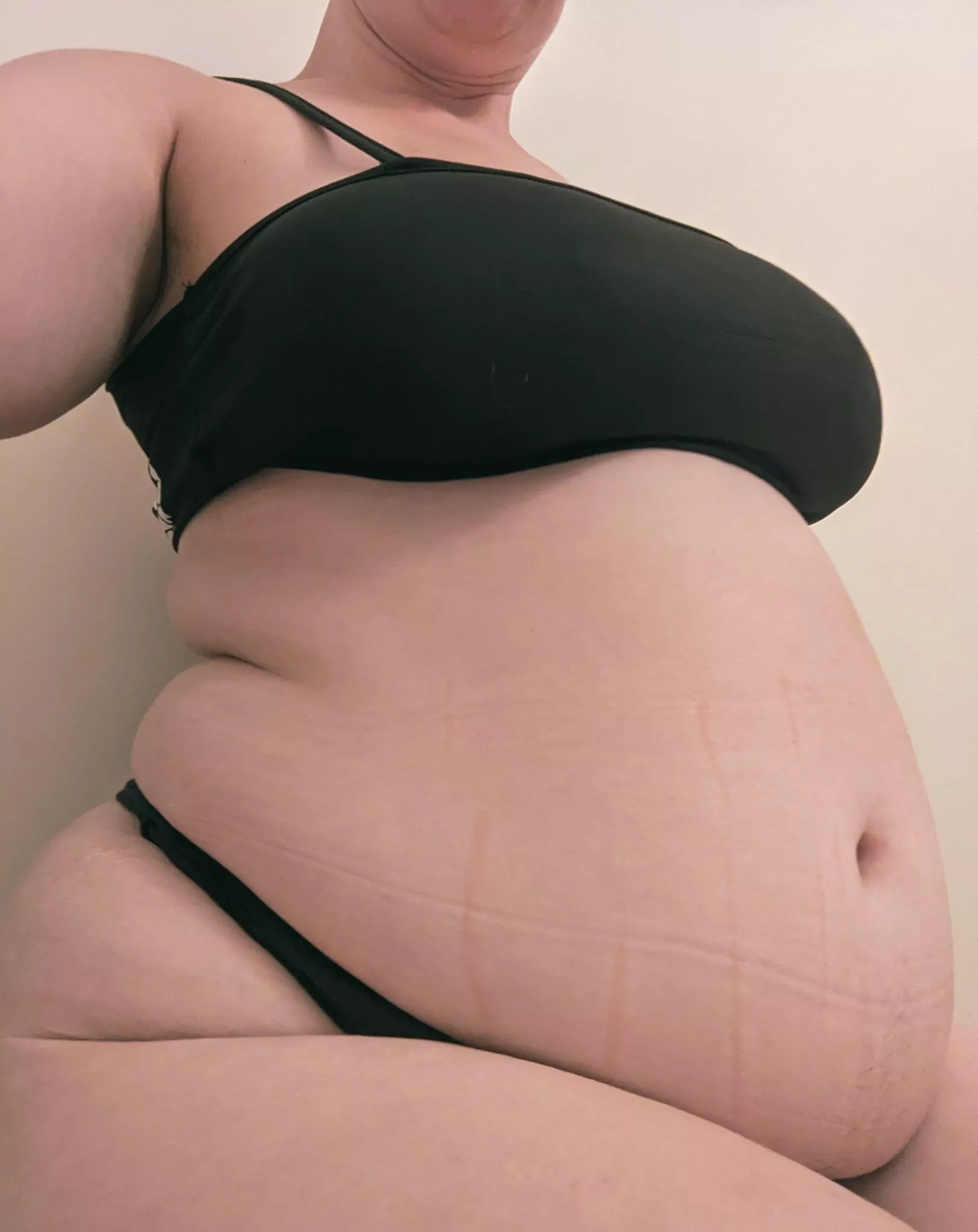 This fat girl deserves teasing for what she's done to her body 🐽🥵