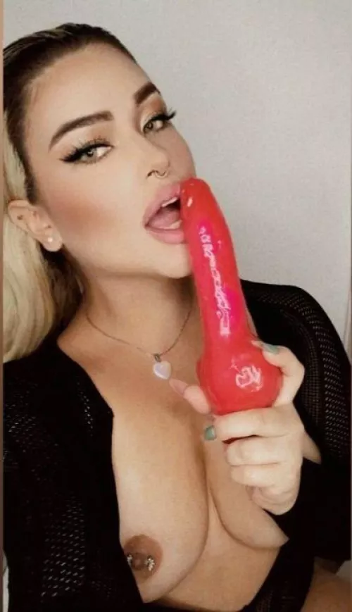 Where can mommy find some boys to play with?