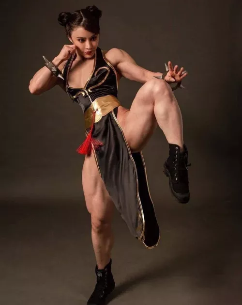Yuan Herong as Chun Li