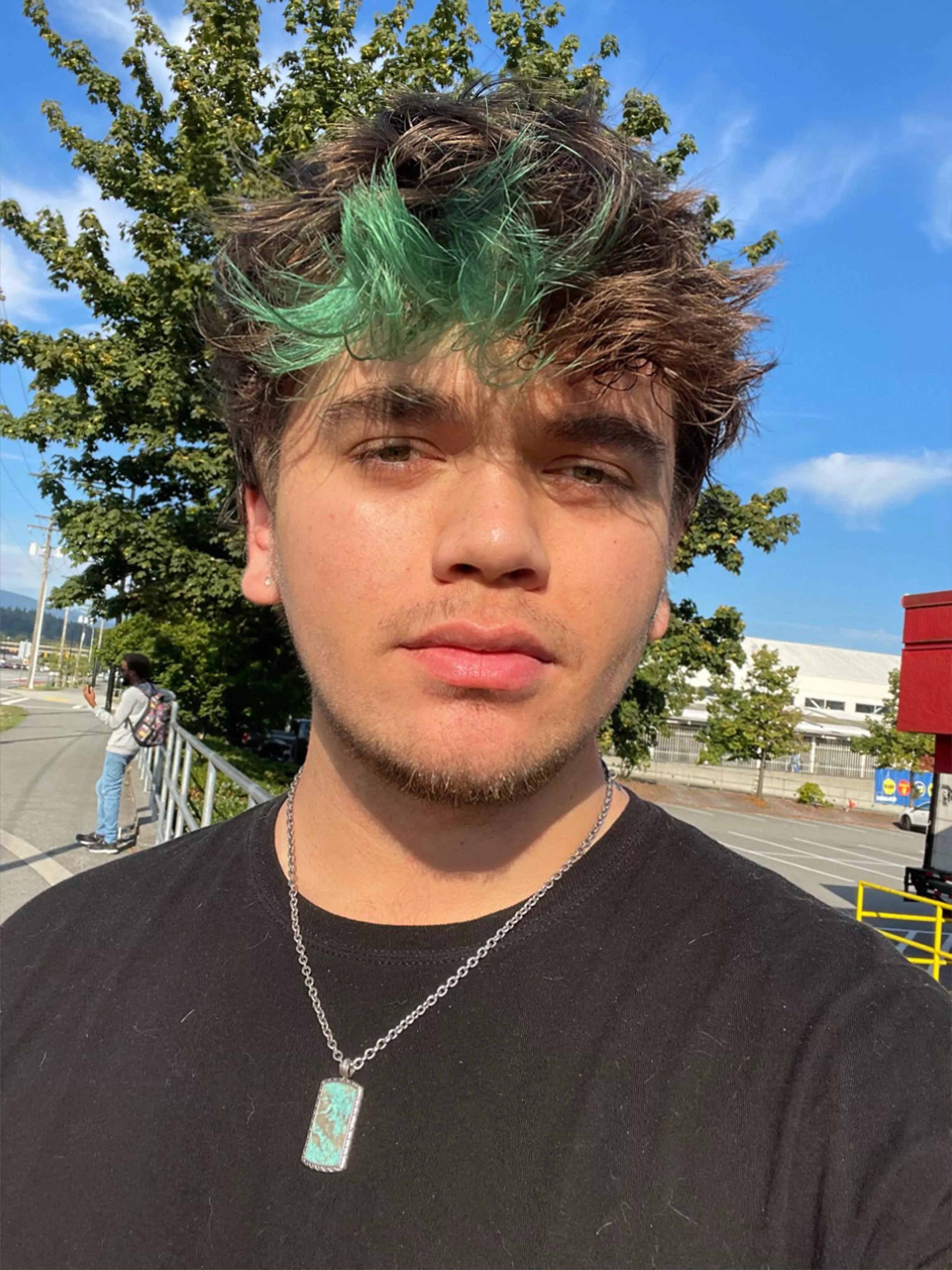 Anyone got any game recommendations i should try out?