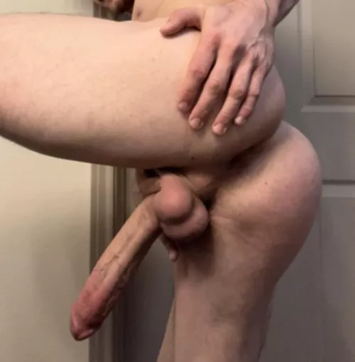 Come in the back door is open 🚪