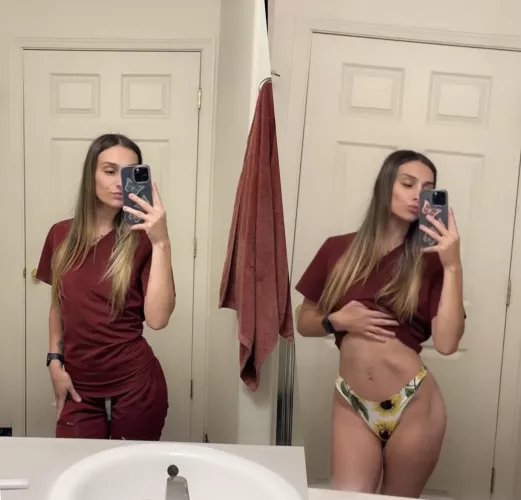 I love getting naked at work. My client is right outside the door 🫣