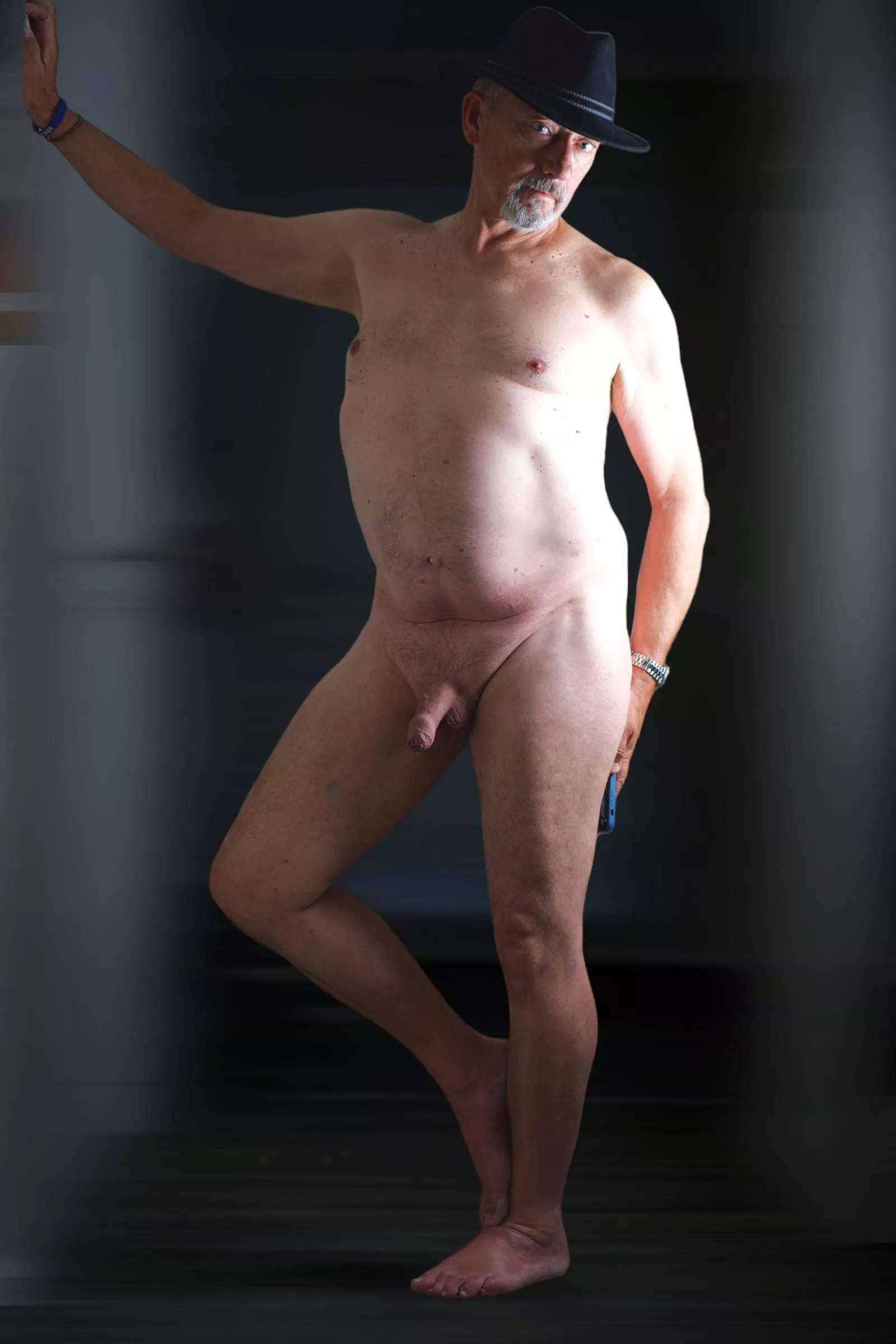 I saw you standing there (male FB)