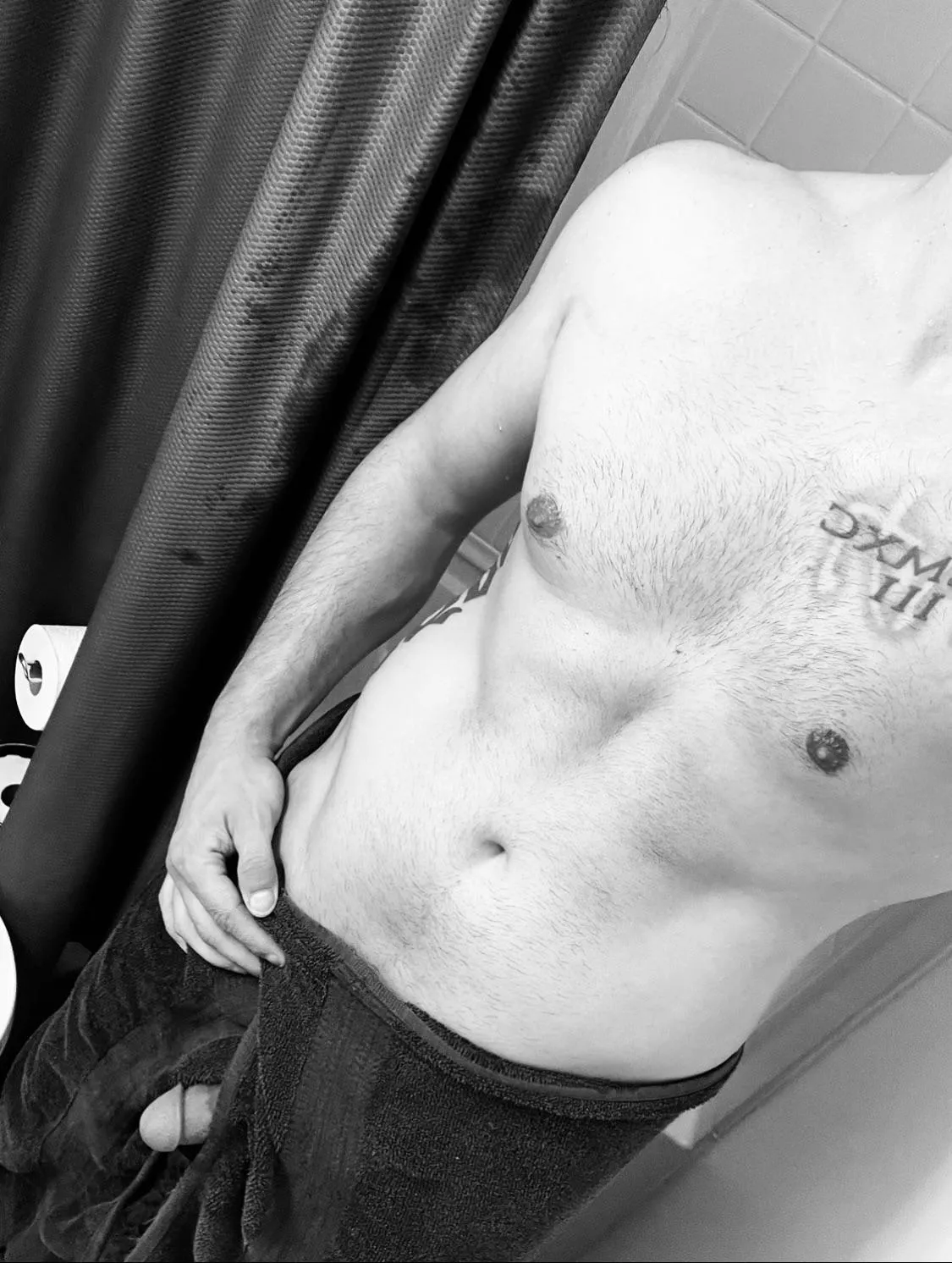 I spy with my showering eye something….