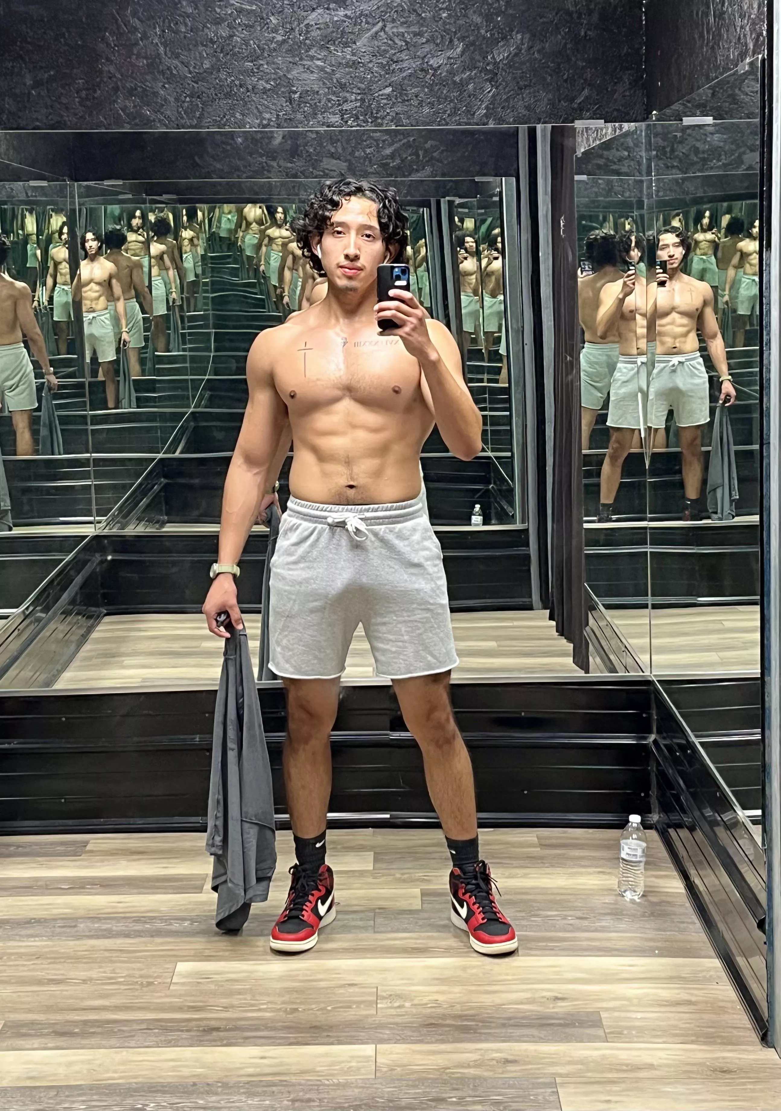 In case you haven’t noticed, I love gym selfies