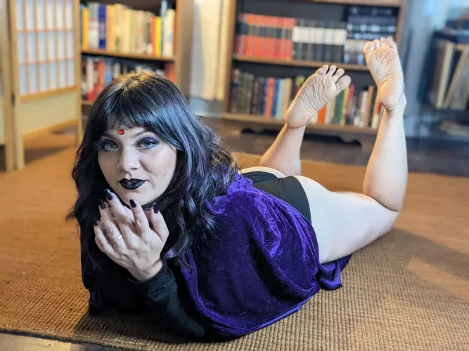 Just a naughty little Teen Titan.