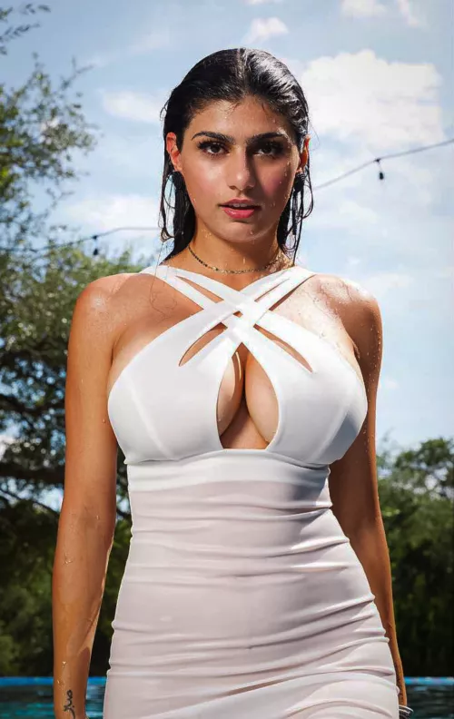 Mia khalifa