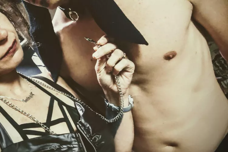 Only good boys go for walks 😘