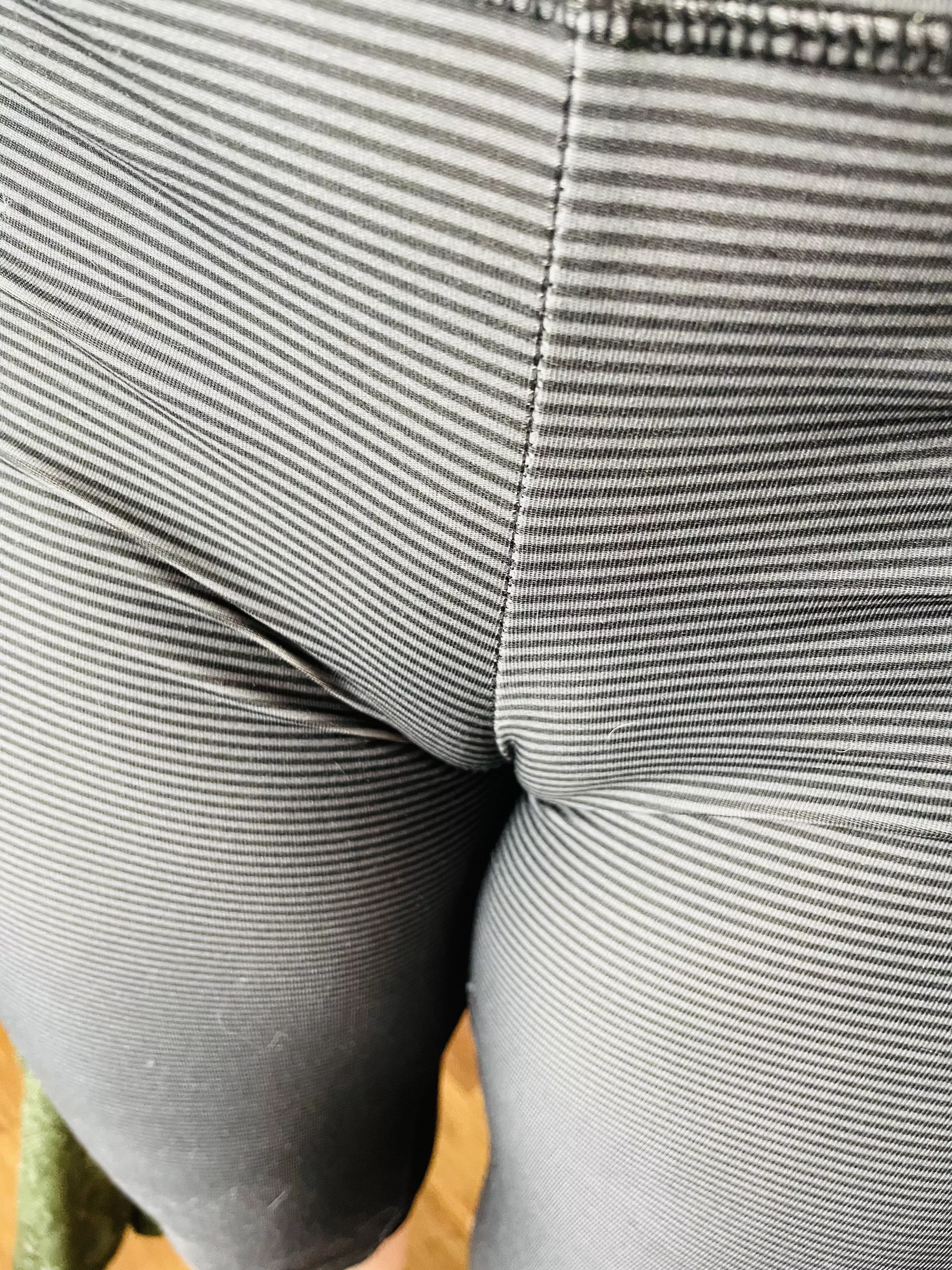 Would I catch you looking?? 41F