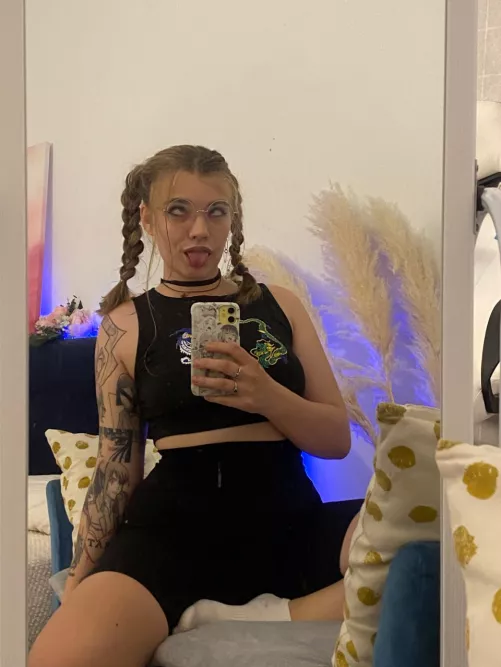 you'd cover my ahegao with something white, wouldn't you