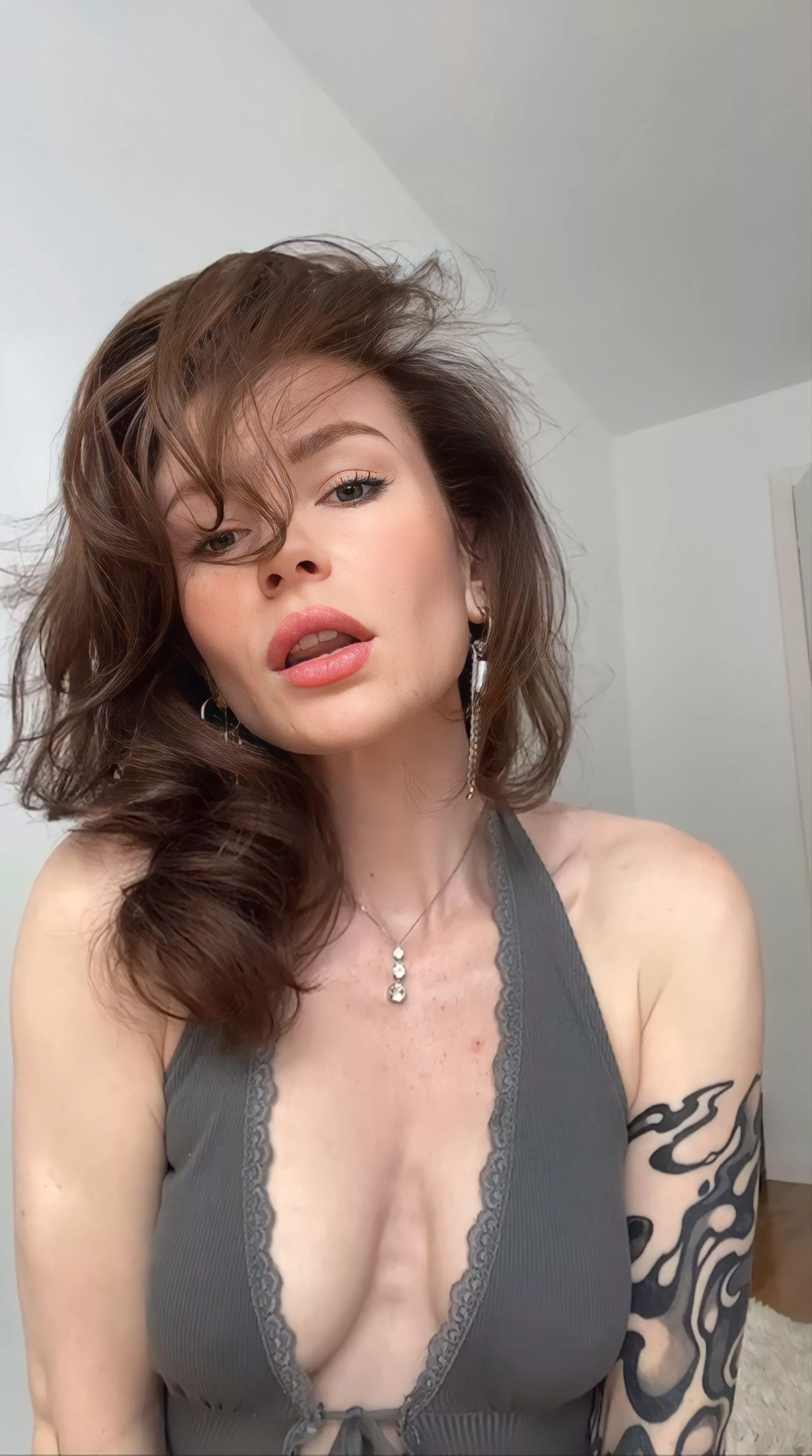 Your appropriate dose of charisma makes you pay attention.