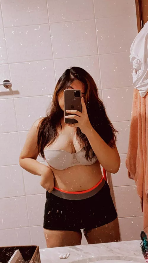anyone like Asian Filipina?