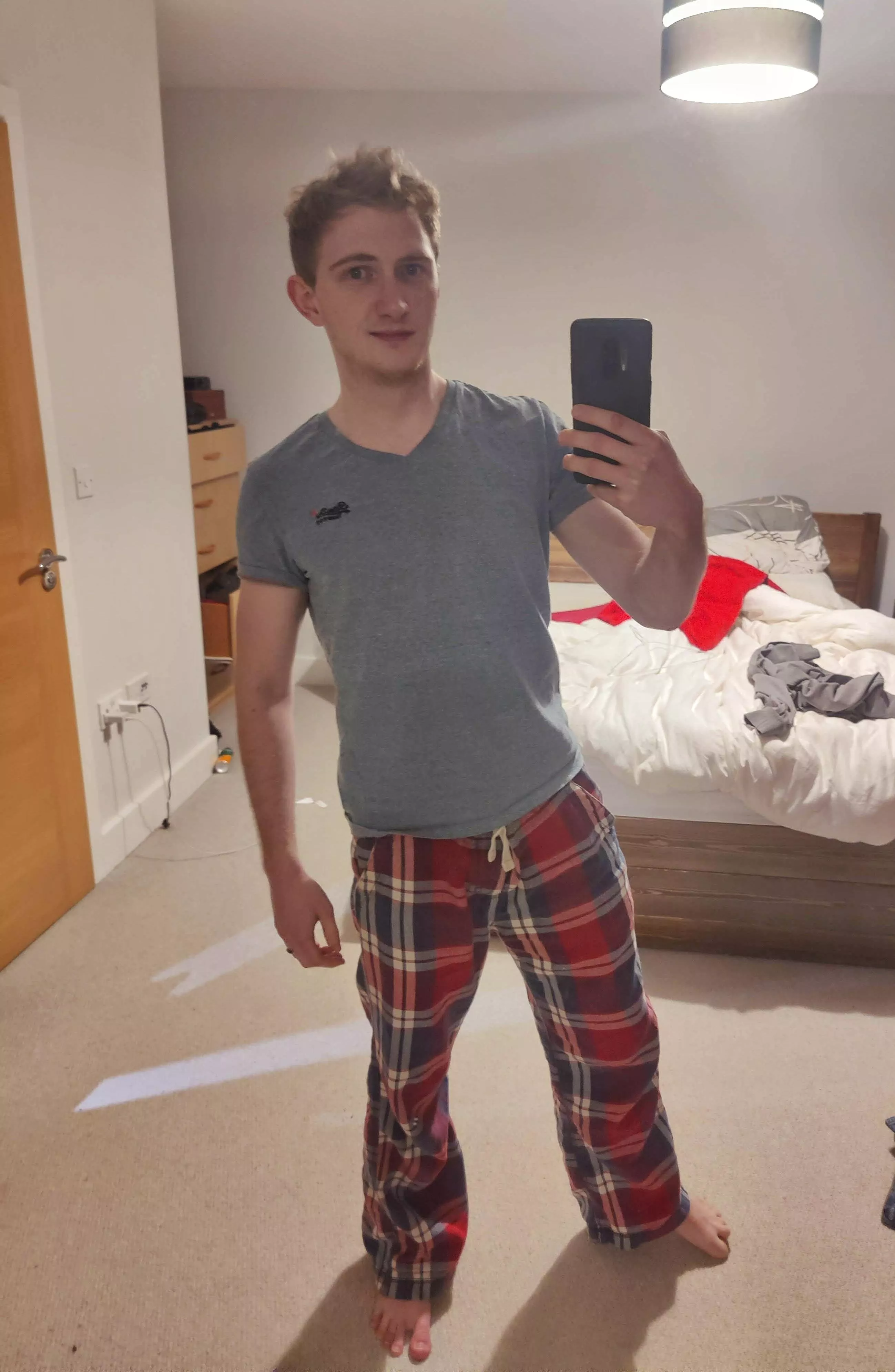 Come watch movies, eat pizza and cuddle with me all night long?