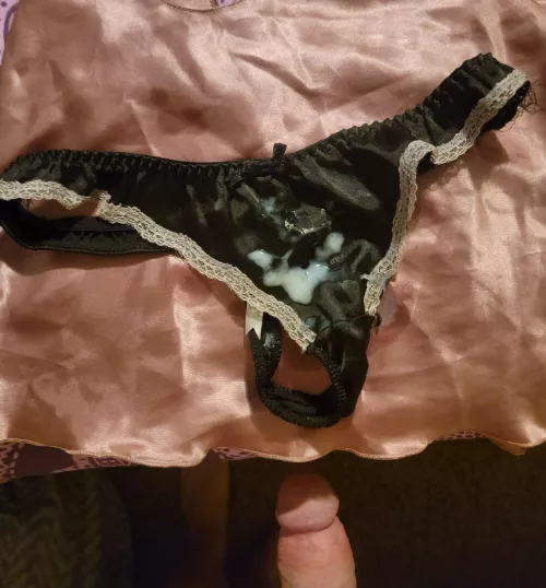 I 💖 💦 and 🩲