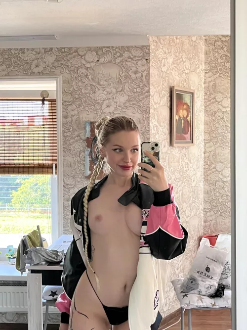 I’ll soak you while you fuck both holes daddy