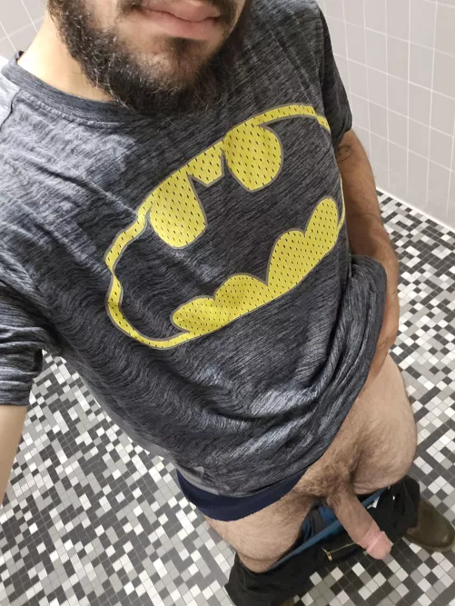 [M] [27] A new meaning to the Dark Knight Rises 🤭