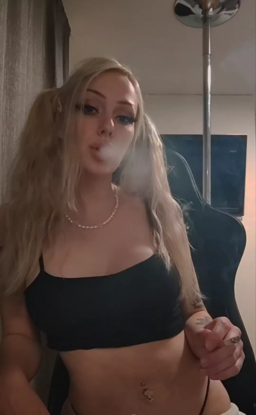 My cigarettes relax me 🤤🔥