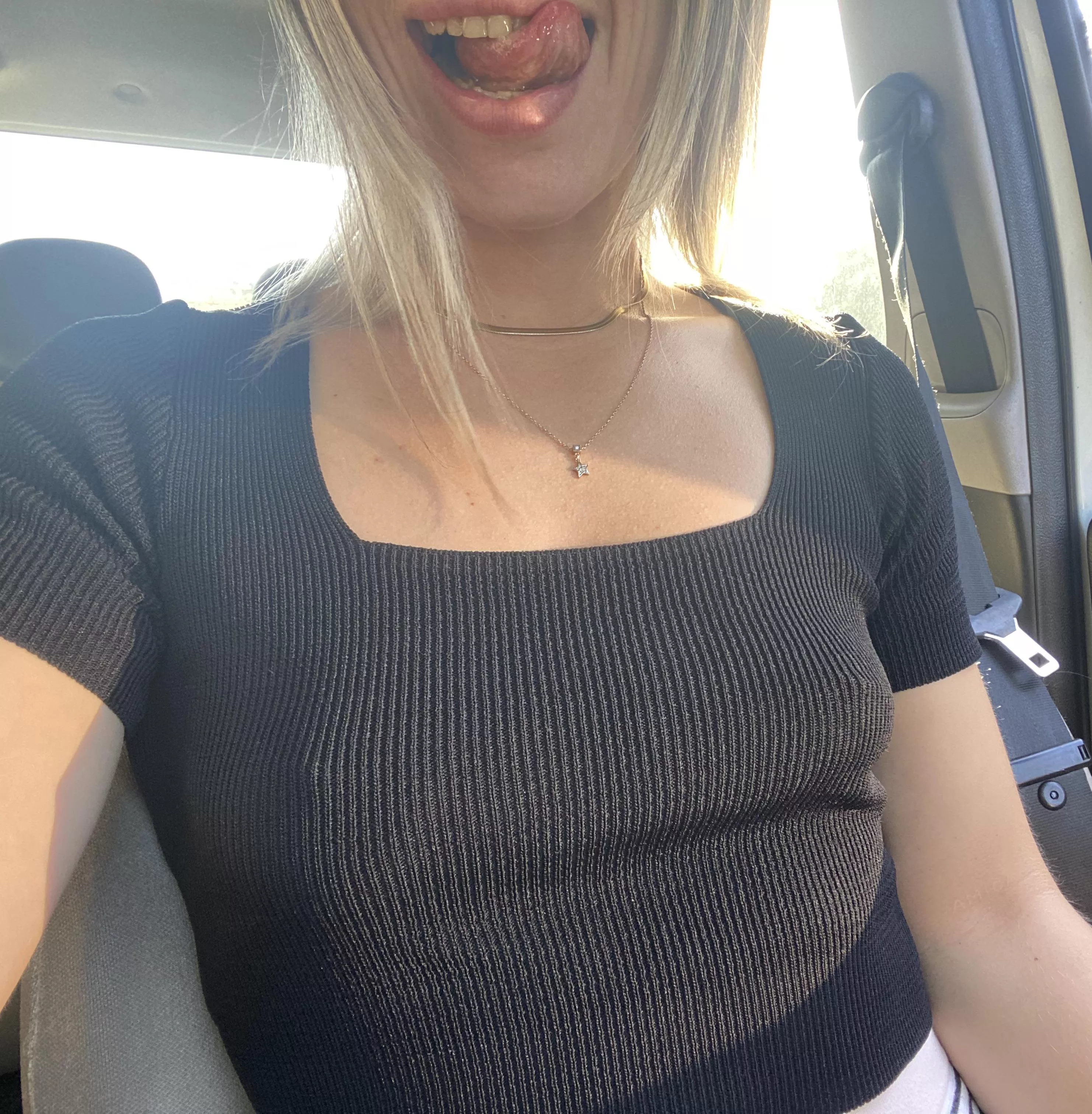 No Bra… smile this is weekend