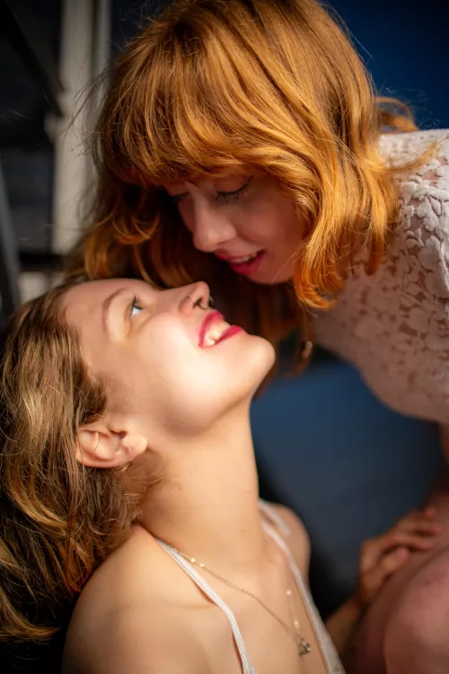 People say this looks like a mama bird feeding her baby but I think its cute lol