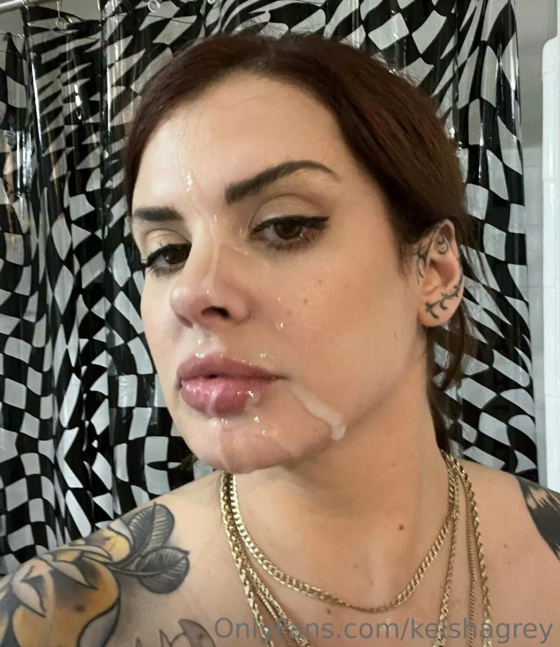 Shes so gorgeous with a facial