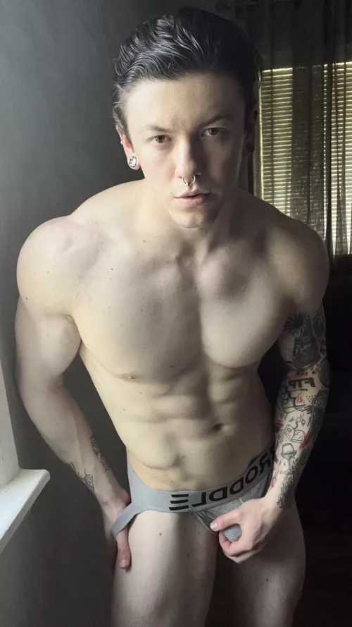 Who wants to come get bent over my dresser 🤔