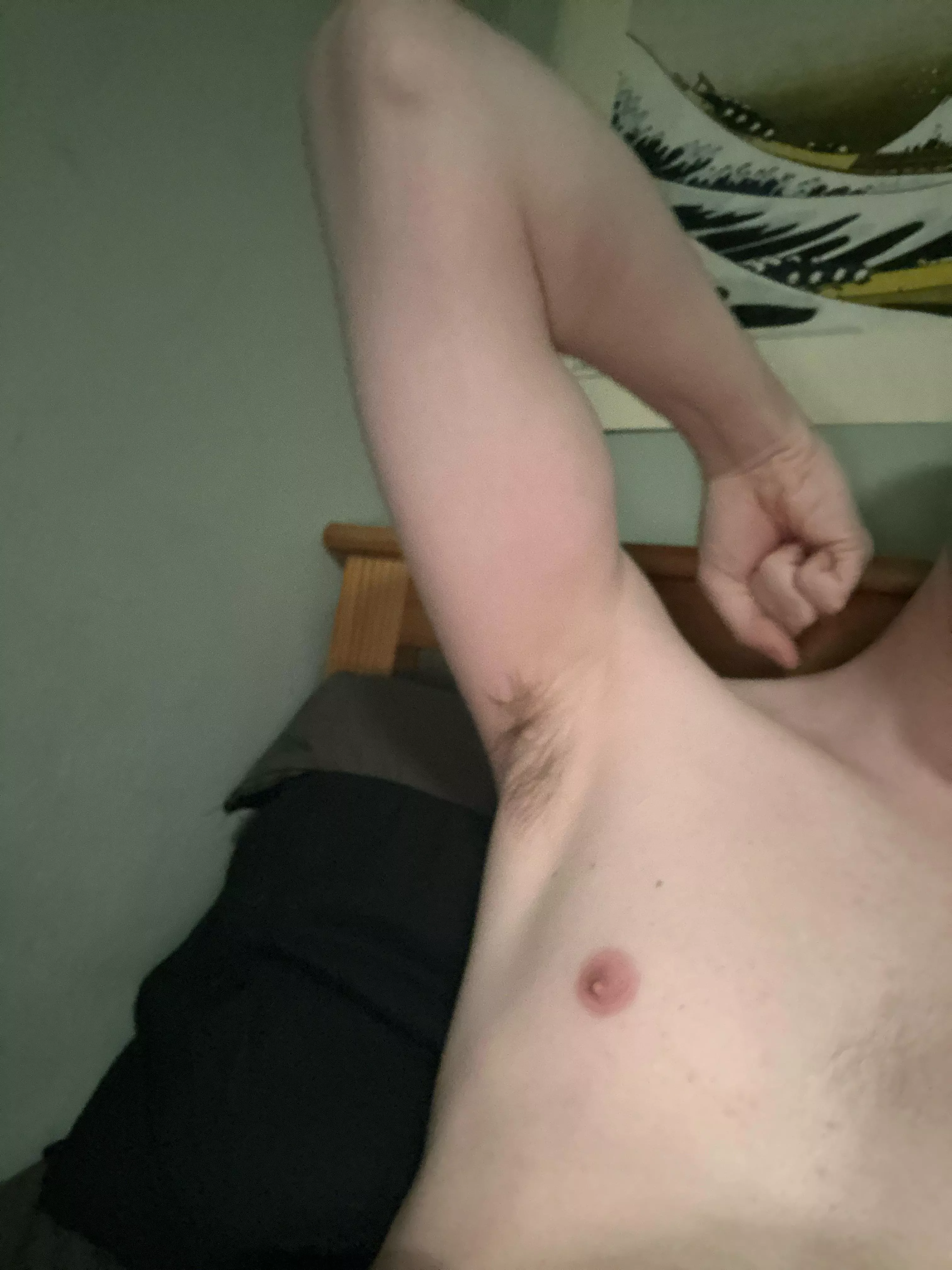 you wanna sniff my 18yo pits, just admit it