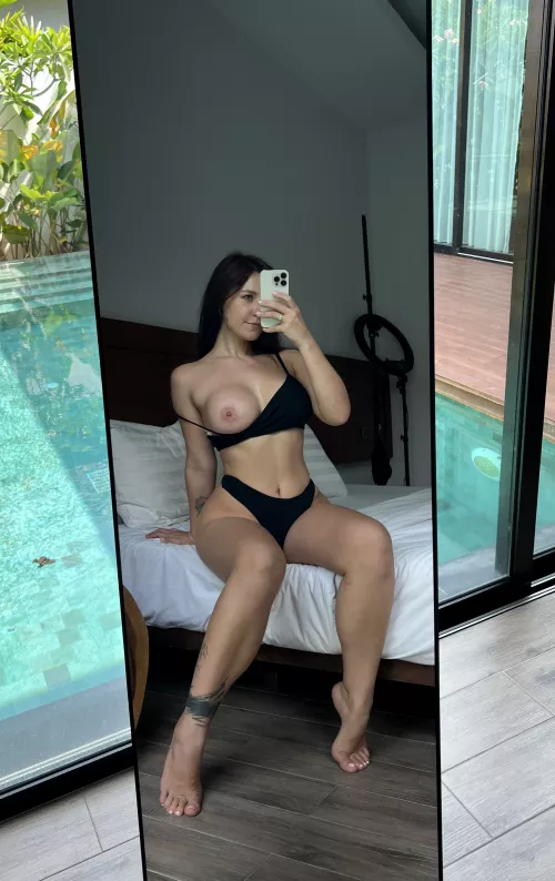 You're here for my big boobs