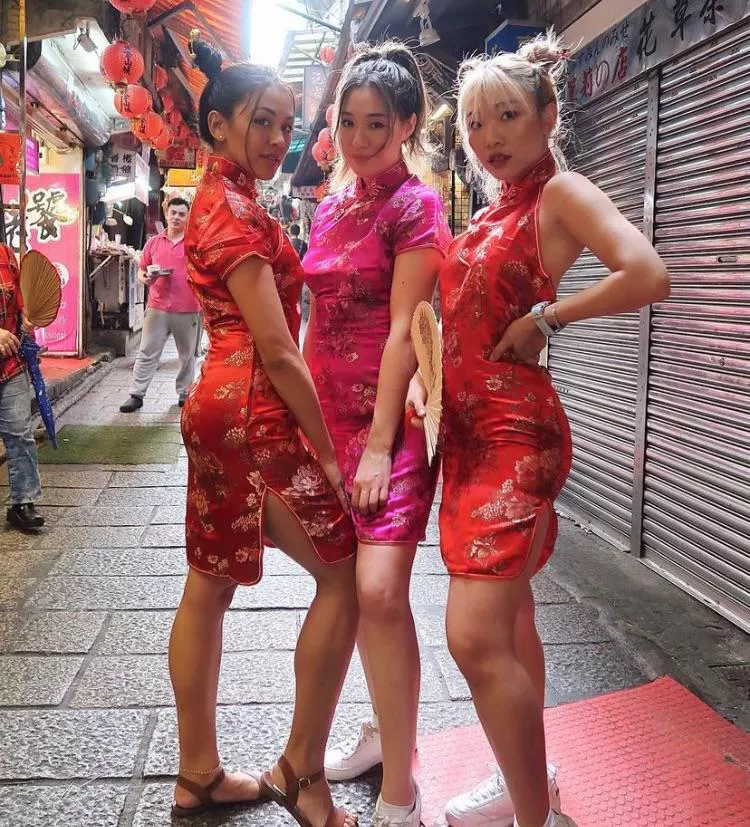 Chinese Ladies