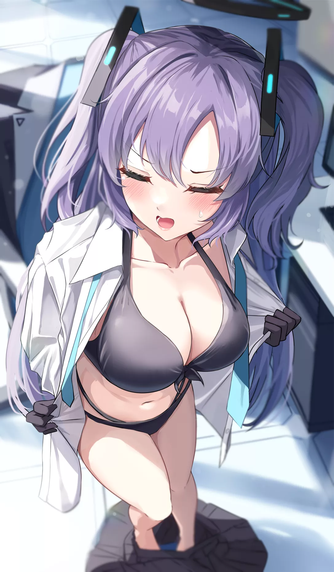 Dramatic undressing [Blue Archive]