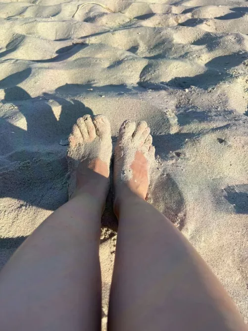 Dreaming of hot cum on tits