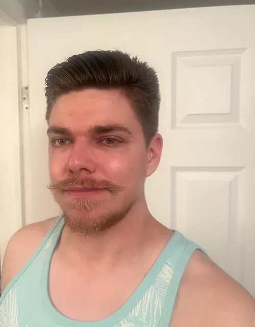 First time poster in search of gaymer friends