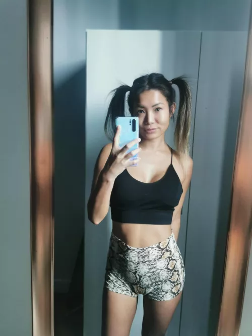 Girl who love taking mirror selfie