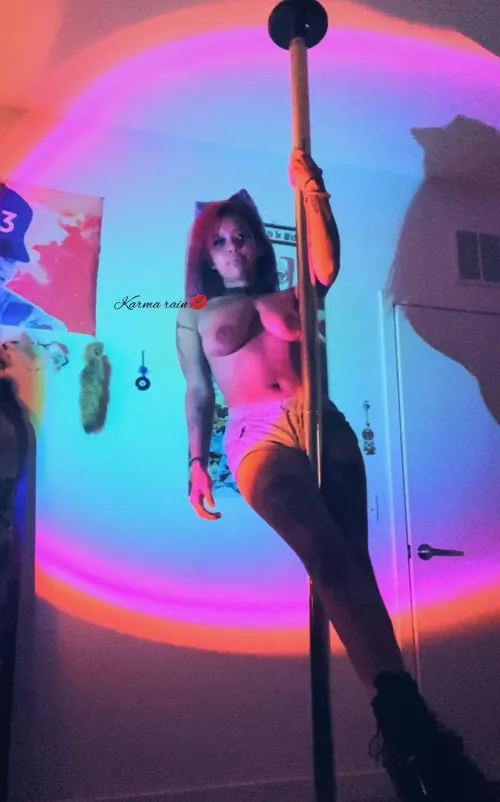 Happy titty Tuesday😈💋