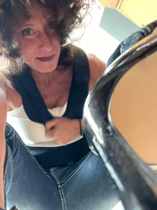 I hope you like my jeans.