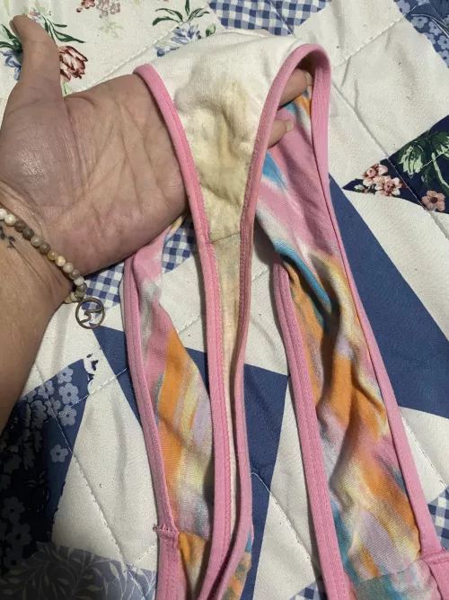 I made a mess in this thong and I don’t care. I like cumming.