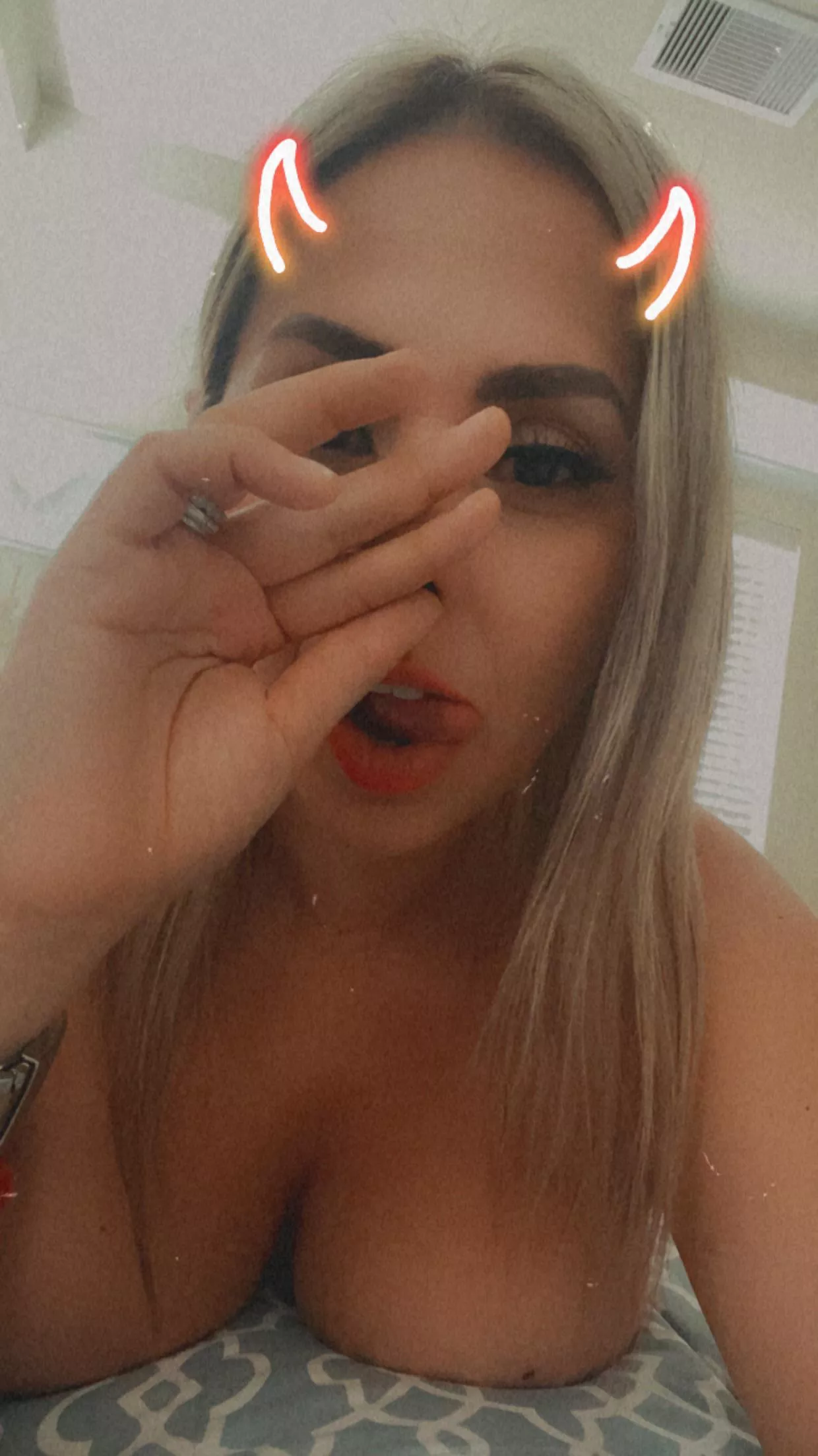 I’m a little devil wanna play? [image]