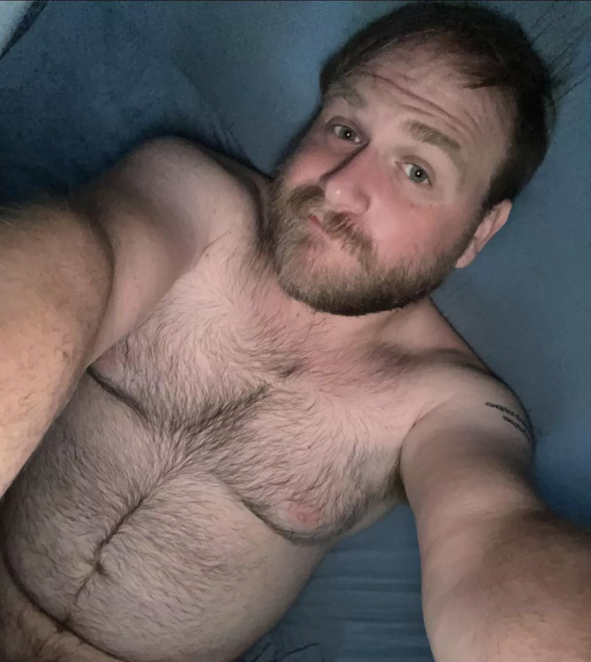 Relaxing before bed 😊