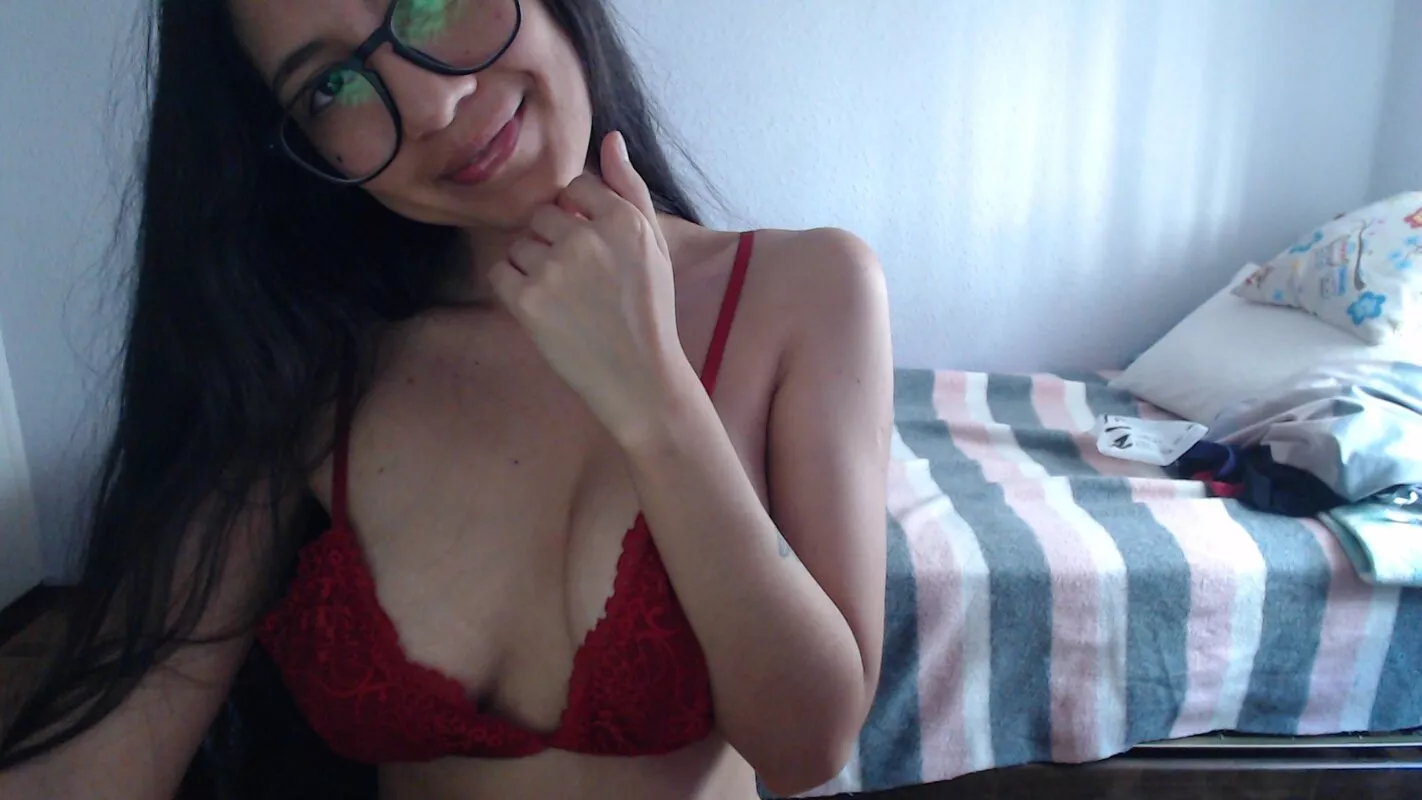 would u let me suck your cock?