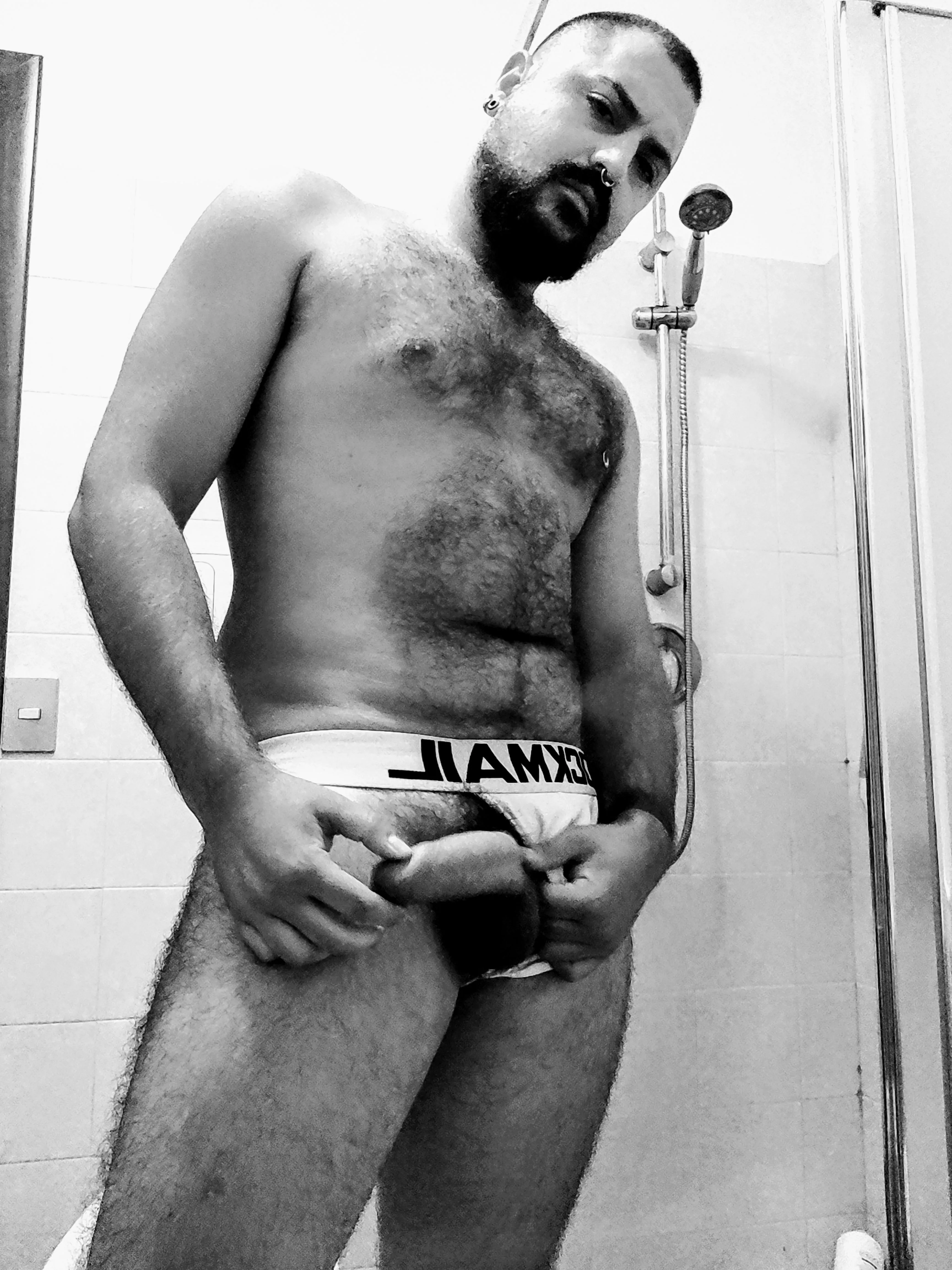 Am I hairy enough?