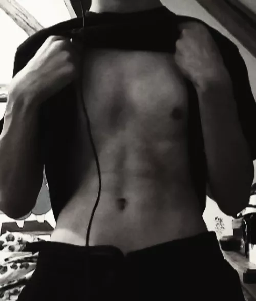 Dm me for fun babe~~~~~~💦.