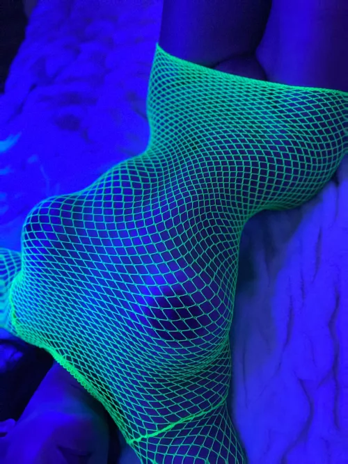 Do you like Filipina girls with massive tits?