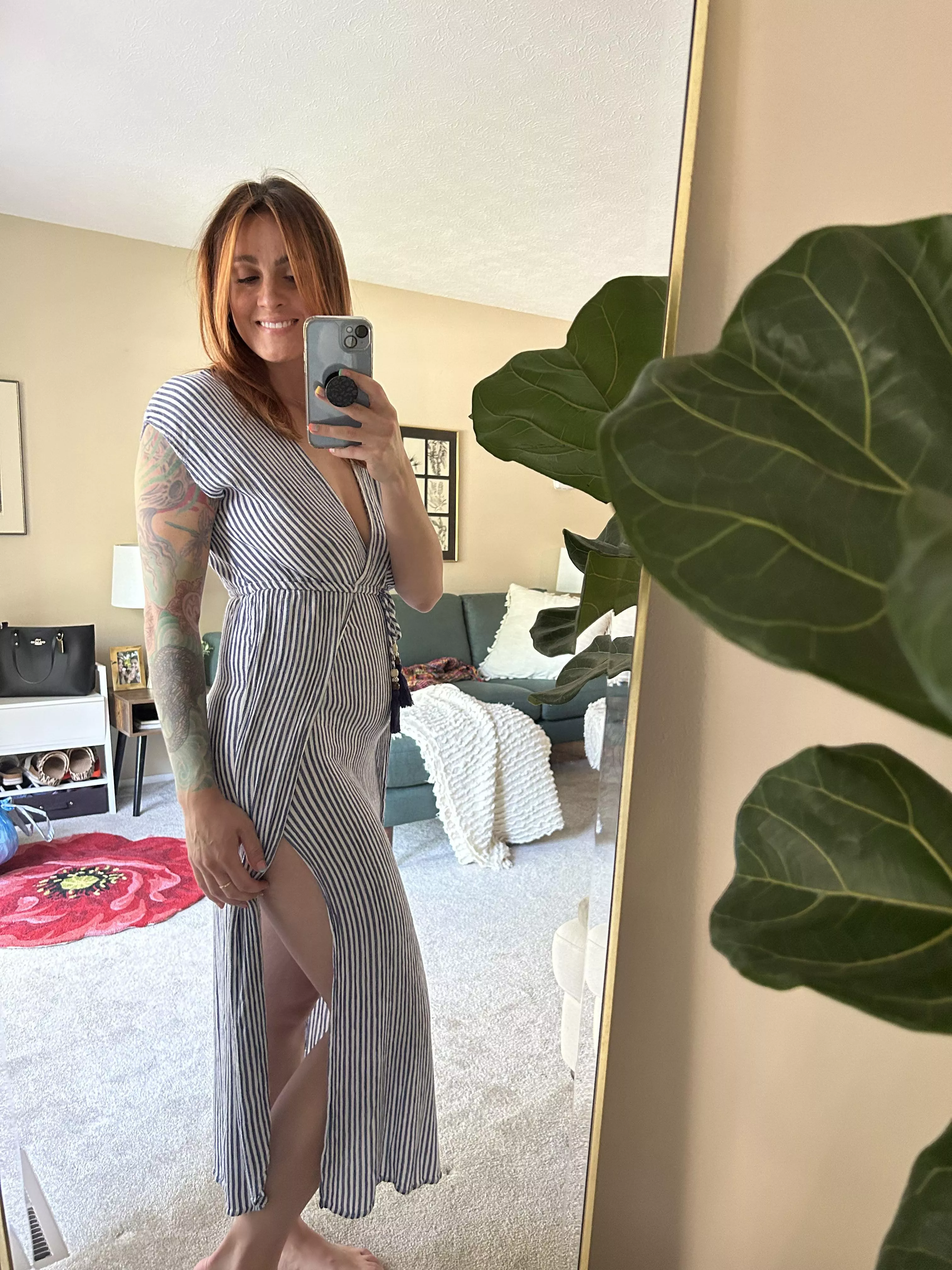 Happy Tuesday lovely people. [F]40