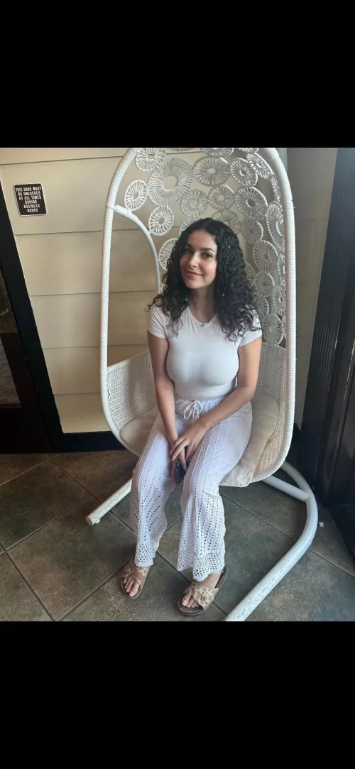 I’m like the perfect little package 😘