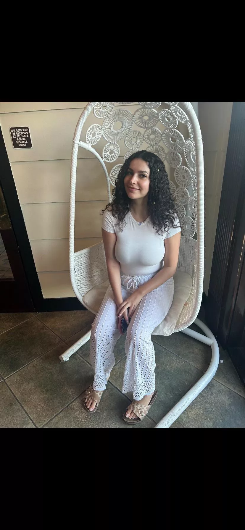 I’m like the perfect little package 😘