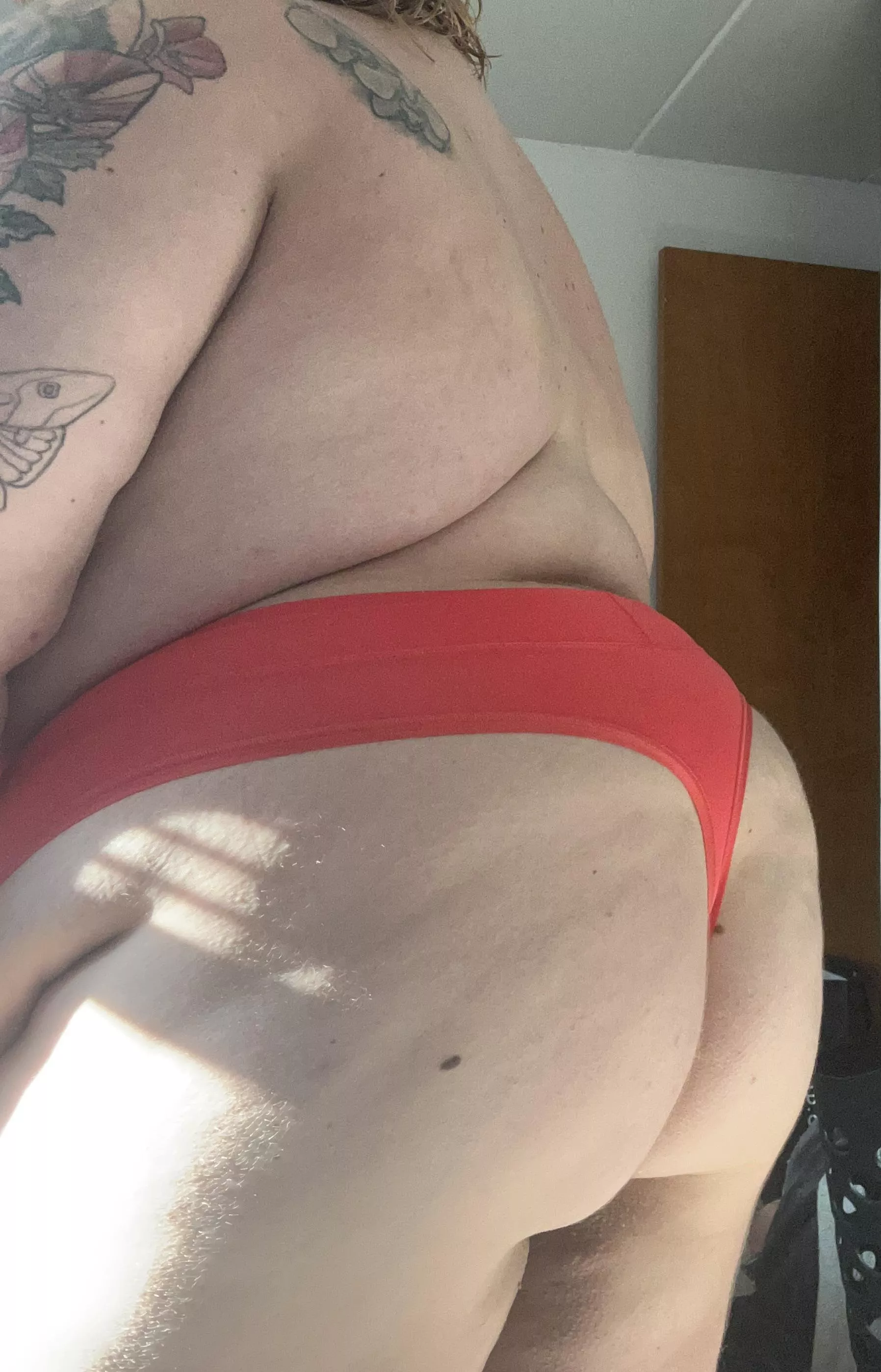 Just a small booty, would you still let me sit on your face?