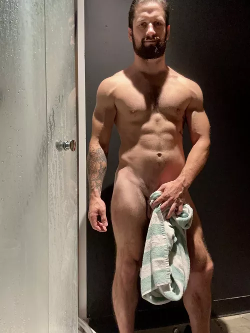 Shower buddy needed