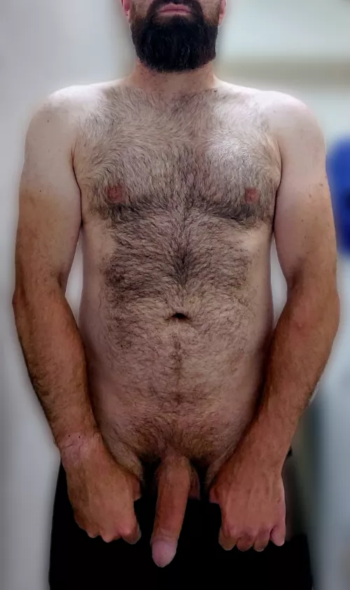 Tempted to trim it again. It's almost autumn so I could do with the extra layer