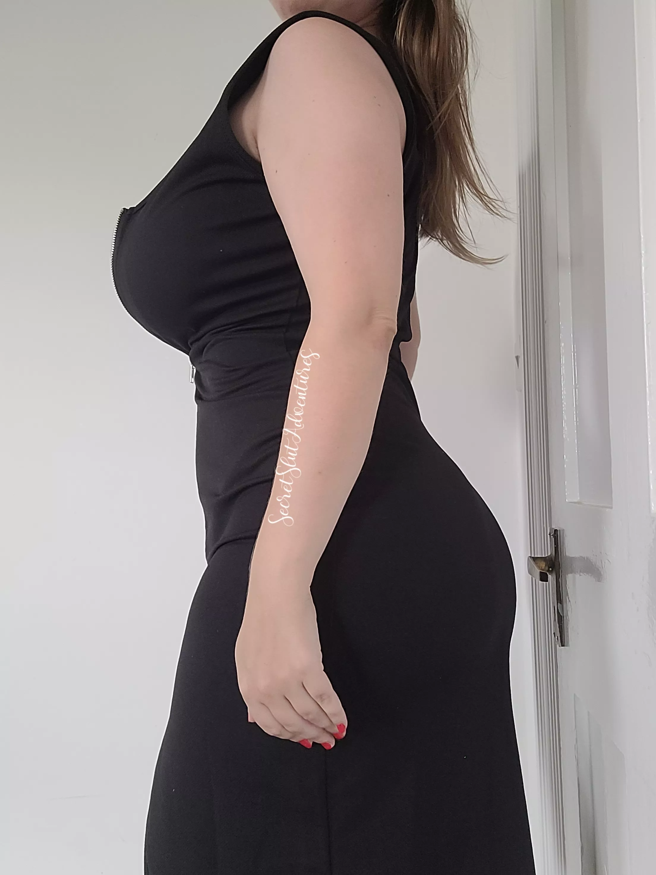 There's really no hiding my curves